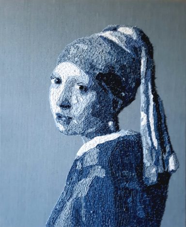 Meisje met de parel, schilderij van snippers van oude spijkerbroeken, ook wel denimkunst genoemd. Denim, spijkerstof